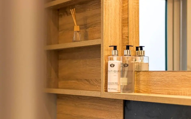 The Haven Lodge with Hot Tub