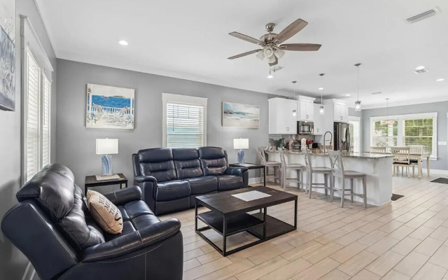 White Sands Beach Retreat, Panama City Beach