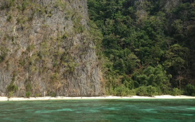 Isla Expeditions