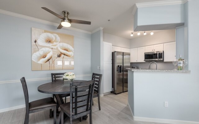 Villa Escape 2 Bedroom Condo by Redawning