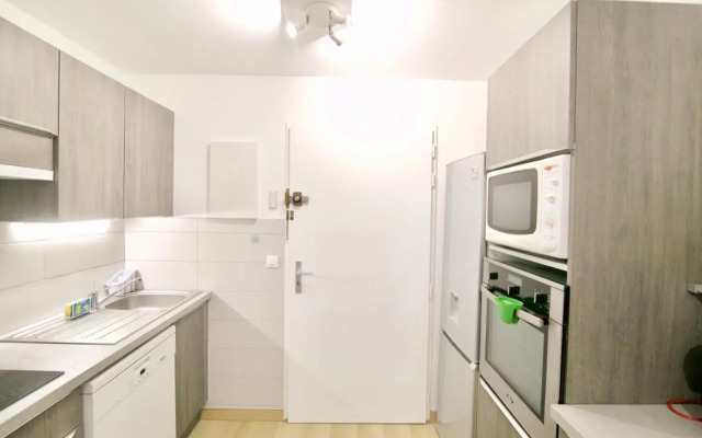 T2 Refait a Neuf, Au Calme, Piscine, Parking Prive