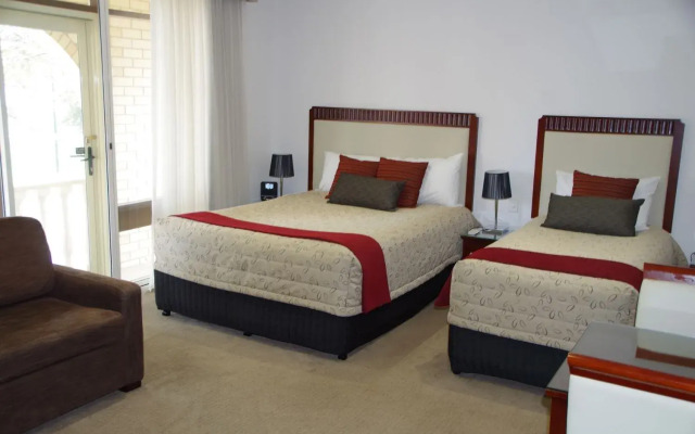 Best Western Ensenada Motor Inn