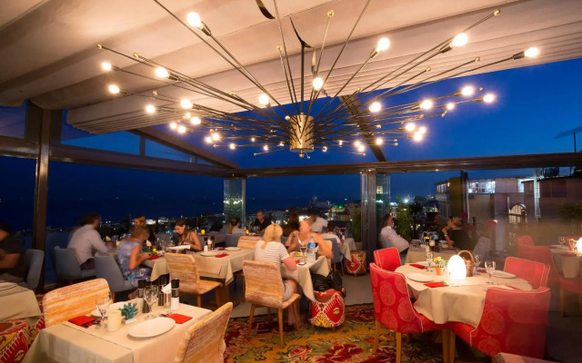Tria Elegance Istanbul