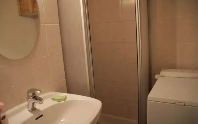 Christina CR8 Family & Mountain 6 Pers