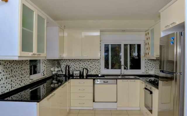 Gorgeous Secluded Villa With Private Pool and BBQ in Antalya