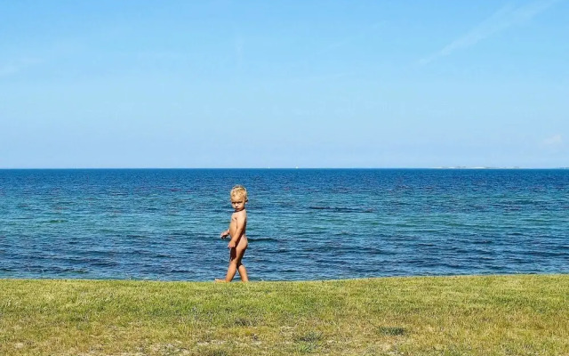 Comfortable Holiday Home in Rødby Near Sea