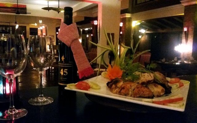 Han Thar Gardens Hotel and Restaurant