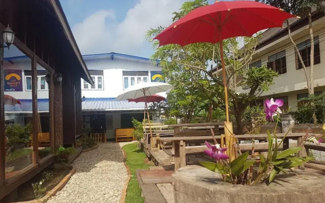 Ban Himwat Hostel