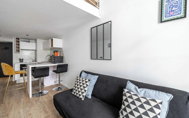 Bright Duplex With a Mezzanine - Cannes Center