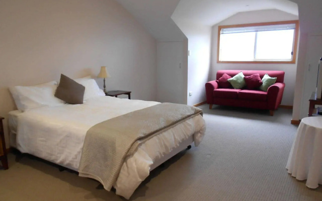 Pastimes Riverfront Apartments