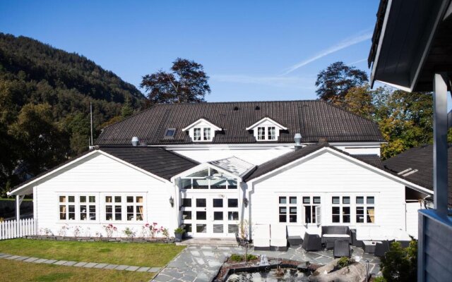 FjordSlottet Hotell