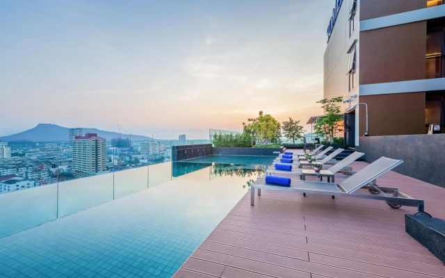 Somerset Harbourview Sri Racha