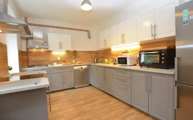 Spacious Cottage With 7 Bedrooms, 3 Bathrooms and Sauna in the Ore Mountains