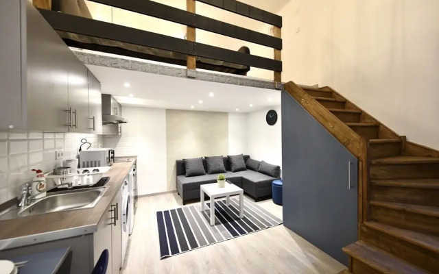 BpR Király Street Nest with A/C