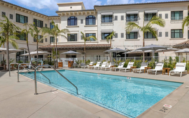 Cambria Hotel Calabasas - Malibu