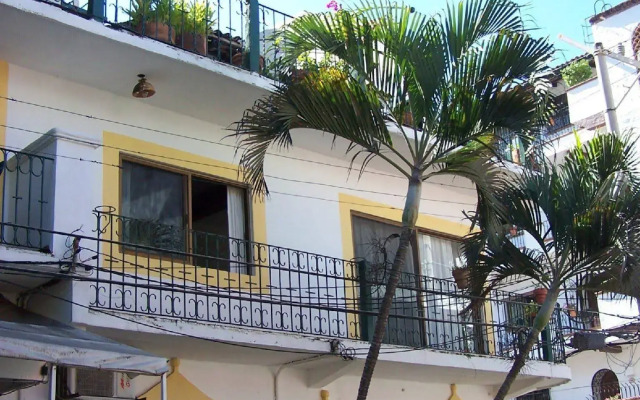 Villa Mercedes Petit Hotel