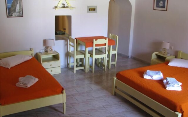 Anna Rooms & Studios