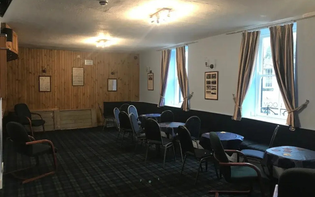 Crown Hotel