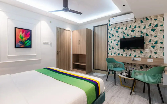 Treebo Cocostay, Hadapsar