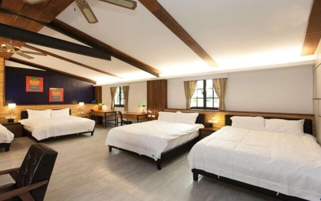 7M2 Hostel