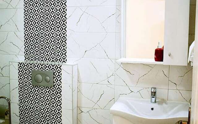 Saranda Teras Pansiyon