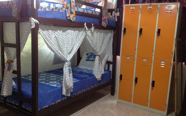 Neon's House