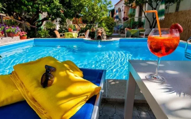 hotel la rondinella
