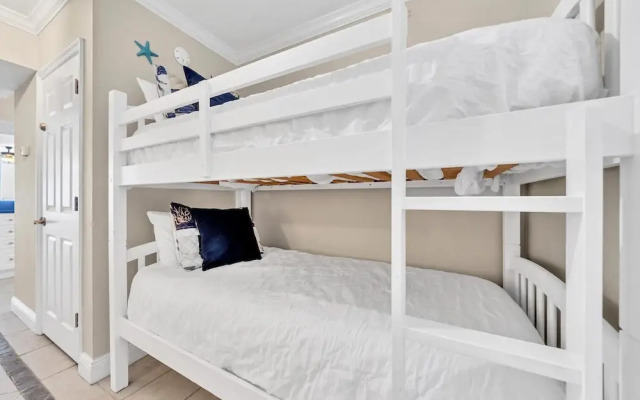 Emerald Beach 225