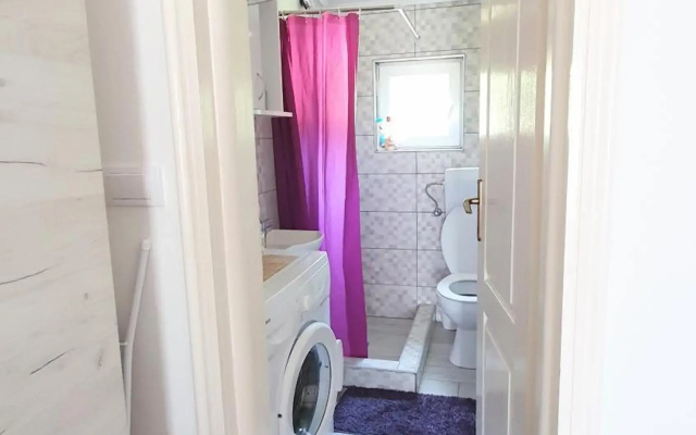 Apartment Jelena Sutvara