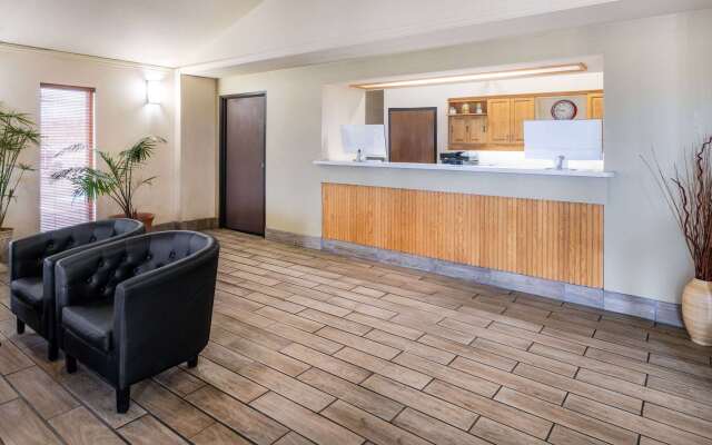 Super 8 by Wyndham Cheyenne WY