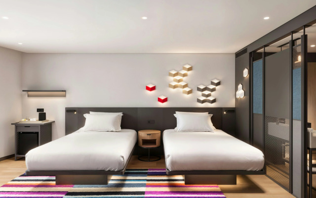 Aloft Istanbul Karakoy