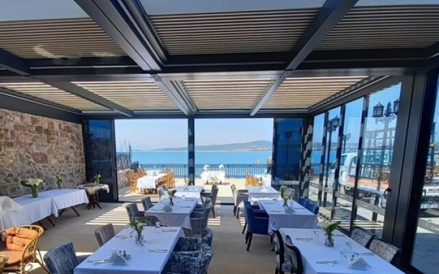 Ayvalik Cihan Otel