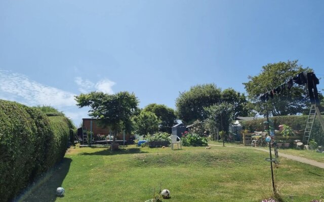 Glamping Cabin - Great for Hikers - Breakfast Inc!