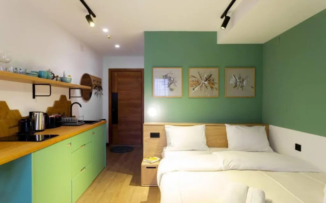 Stylish Studio Apartment with balcony In Marshall Gudauri Project