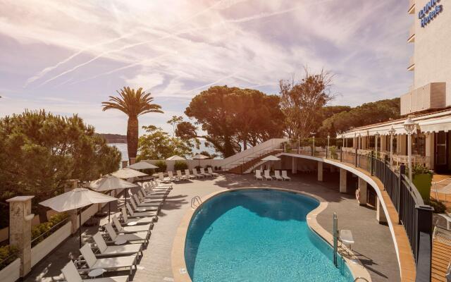 Hotel ILUNION Caleta Park
