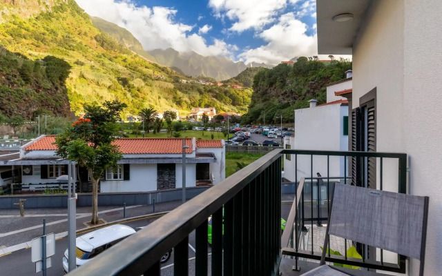 Pereira Place - The Dream