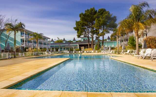 Howard Johnson by Wyndham Carilo Convention Center