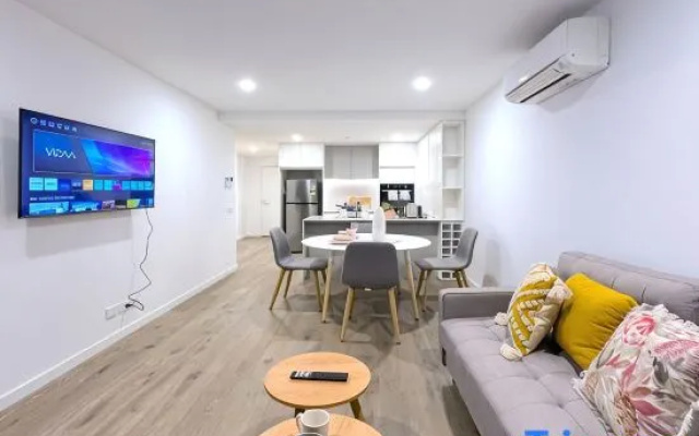Pride Moonee Ponds 1B2B Nest
