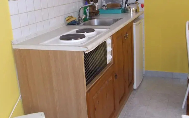 Kis Apartmanhaz