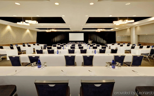 Radisson Blu Toronto Downtown