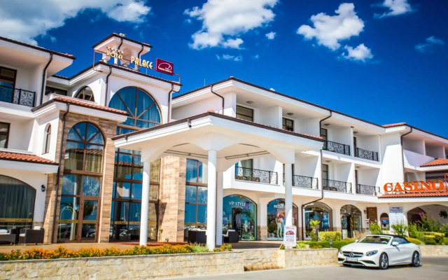 Palace-Marina Dinevi Hotel