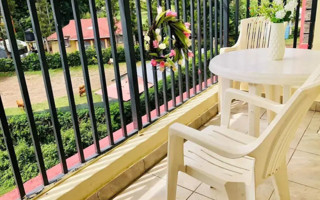 Lux Suites Zion Apartments Homabay