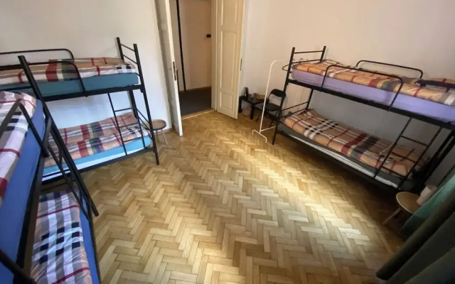 Hostel Uno