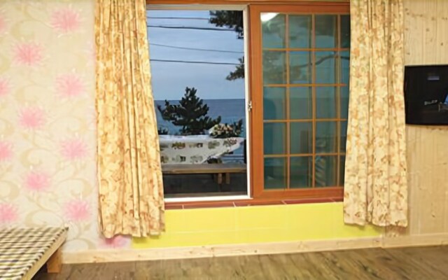 Yeongdeok Daekyung Pension