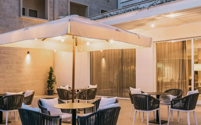 Mangia's Himera Resort