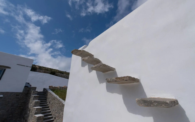 Villa Mira Paros  Luxury Suites