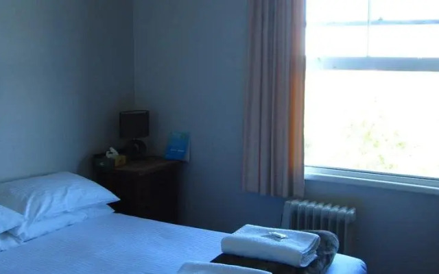 The Cecil Guesthouse