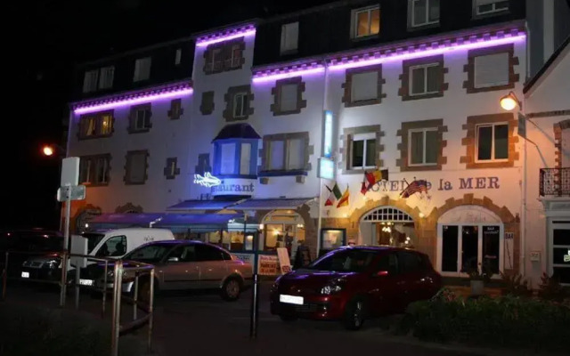 Hotel De La Mer