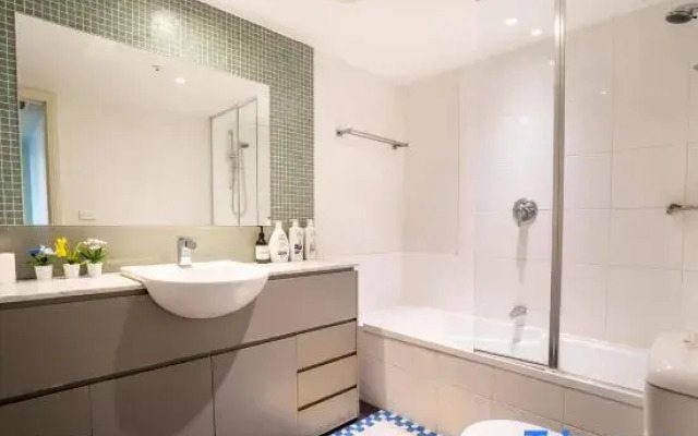 CBD City View Mantra 2B1B APT