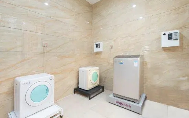 Kinghowe Hotel